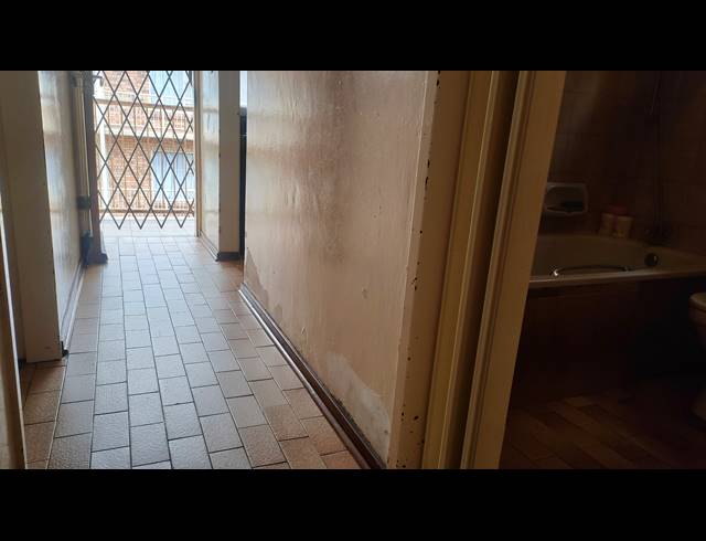 2 BEDROOM FLAT FOR SALE IN SILVERTON